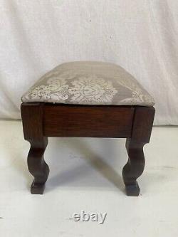 1910s Arts and Crafts Oak Footstool