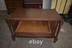 Antique Arts & Crafts Style Mission Style Oak Desk