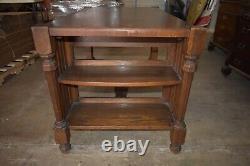 Antique Arts & Crafts Style Mission Style Oak Desk