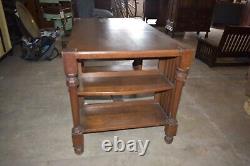 Antique Arts & Crafts Style Mission Style Oak Desk