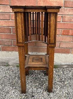 Antique Mission Arts & Crafts Tiger Oak Pedestal Table Plant Stand 352 Pc inlay
