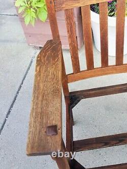 Antique Mission Arts & Crafts quarter sawn oak armchair Stickley chair