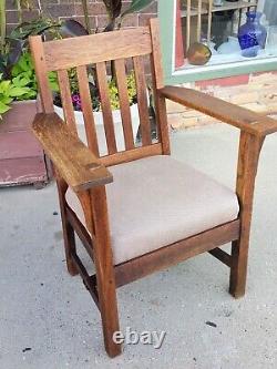 Antique Mission Arts & Crafts quarter sawn oak armchair Stickley chair