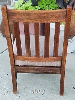 Antique Mission Arts & Crafts quarter sawn oak armchair Stickley chair