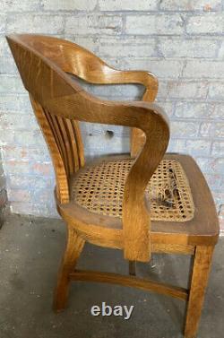 Antique Mission Chair Gunlocke Style Tiger Oak Wood Banker/Office Derby Co