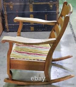 Antique Mission Oak Rocking Chair Padded Seat Slatted Back Limbert Stickley