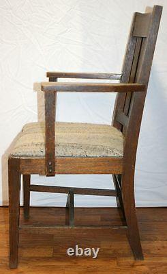 Antique Oak Arts and Crafts Mission Dining Armchair. Nice Patina