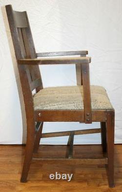 Antique Oak Arts and Crafts Mission Dining Armchair. Nice Patina