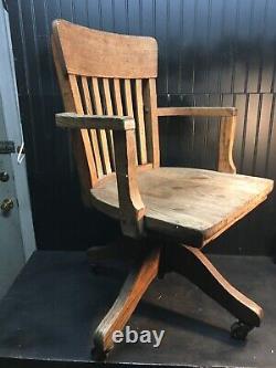 Antique Oak Wood Banker Lawyer Swivel/Rolling Office Chair With Arm Rest