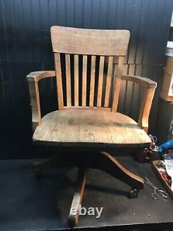 Antique Oak Wood Banker Lawyer Swivel/Rolling Office Chair With Arm Rest
