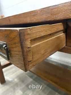 Antique Stickley Style Mission Oak Arts and Crafts Style Quarter Sawn Desk