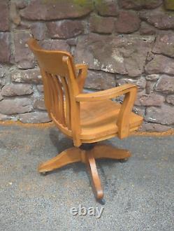 Antique Taylor Chair Co. Mission Oak Banker Lawyer Library Swivel Arm Chair