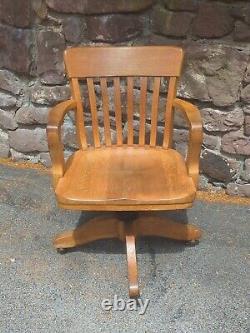 Antique Taylor Chair Co. Mission Oak Banker Lawyer Library Swivel Arm Chair