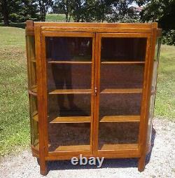 Antique Tiger Oak Mission Arts and Crafts Style China Cabinet 1930s
