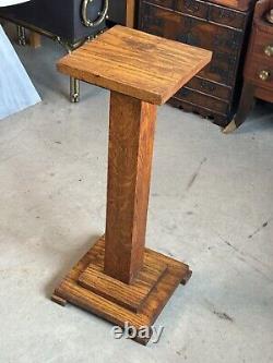 Antique Tiger Oak Pedestal Table Craftsman Antique Arts & Crafts 29.5 Tall