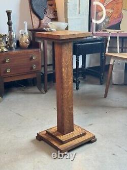 Antique Tiger Oak Pedestal Table Craftsman Antique Arts & Crafts 29.5 Tall