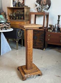 Antique Tiger Oak Pedestal Table Craftsman Antique Arts & Crafts 29.5 Tall