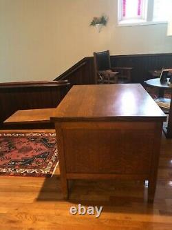Antique furniture desk Arts & Crafts Mission