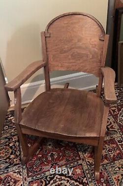 Arts & Crafts Rocker Mission Oak Rocking Arm Chair Vintage Solid back
