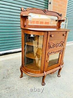 Beautiful Antique Mission Oak Curved Glass China Display Curio Cabinet
