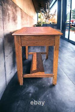 Early 1900s Antique Oak Single Drawer Accent Side Table