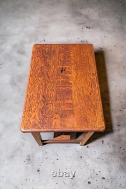 Early 1900s Antique Oak Single Drawer Accent Side Table