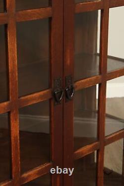 Gustav Stickley Antique Mission Oak and Glass Two-Door China Cabinet