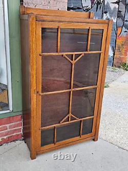 Mission Arts & Crafts Antique Oak Bookcase cabinet Lifetime Stickley