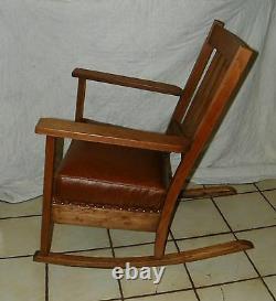 Mission Oak Rocker / Rocking Chair (R178)