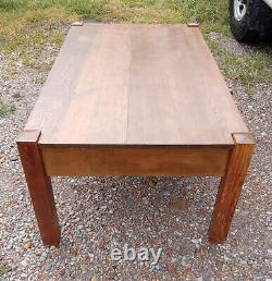 Oak Mission Coffee Table with Drawer (CT-377)