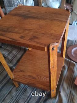 Solid Oak Mission Plant Stand / Side Table (RP) (PS89)