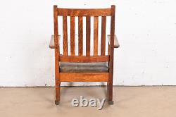 Stickley Brothers Antique Mission Oak Arts & Crafts Rocking Chair, Circa 1900