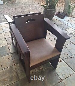 Stickley Furniture Limbert Cafe Mission Chair 89-1500 4 Available. Sold In Pair