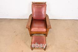 Stickley Mission Arts & Crafts Oak and Leather Reclining Chair with Ottoman