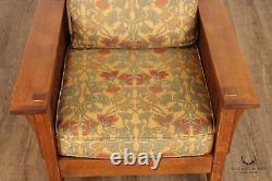 Stickley Mission Collection Oak Compact Spindle Morris Chair