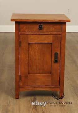 Stickley Mission Collection Oak Nightstand Cabinet