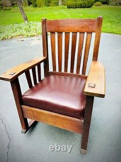 Stunning Pair Harden Mission Arts & Crafts Rockers Oak w Leather Seats