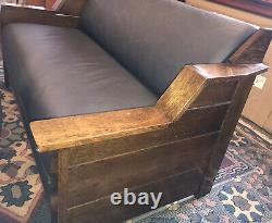 VTG Antique SENG Mission Oak & Leather Davenport Sleeper Sofa Hide-a-bed Couch