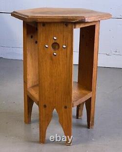 Vintage Arts & Crafts Mission Petite Oak Side Table