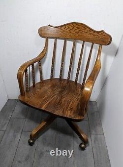 Vintage H. W. Hull & Sons Mission Oak Wood Banker Swivel/Rolling Office Arm Chair