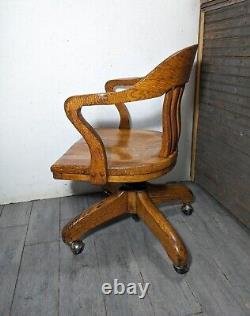 Vintage Mission Oak Wood Banker Swivel Rolling Office Arm Chair Gunlocke Style F
