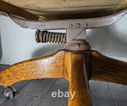 Vintage Mission Oak Wood Banker Swivel Rolling Office Arm Chair Gunlocke Style F
